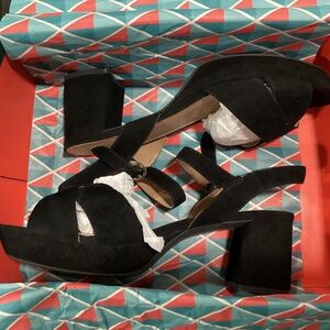 AEROSOLES BLACK SUEDE PLATFORM SANDAL | SZ 12 M